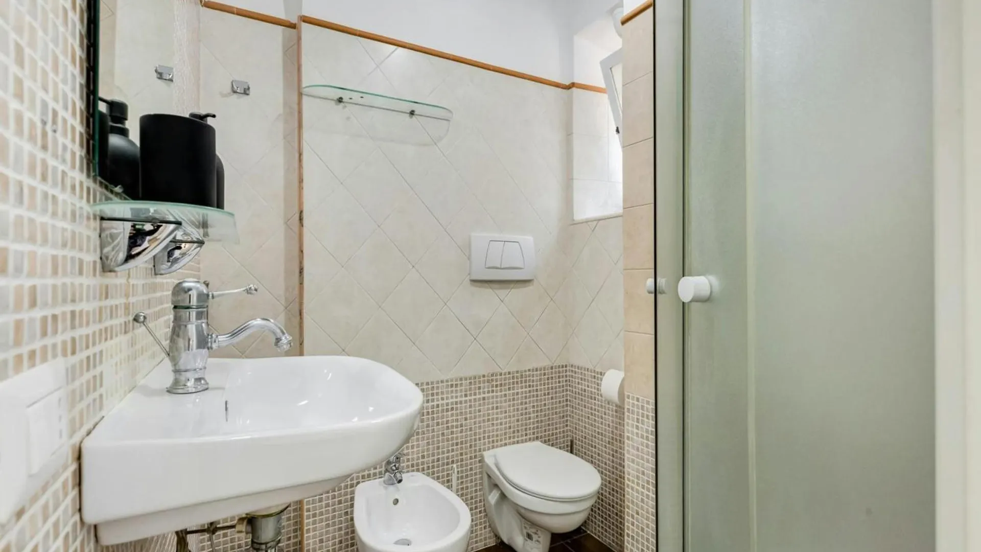 Stone Ridge Estates Premium Apartments Milán